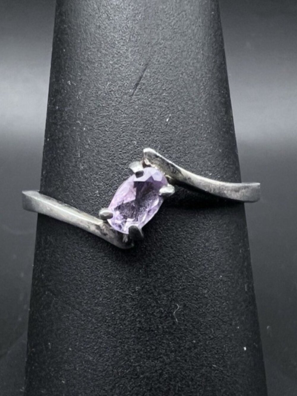 Vintage Avon Sterling Silver Oval Amethyst Dainty Stackable Ring Size 8